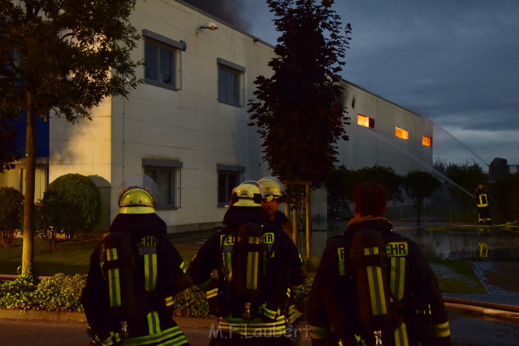 Grossbrand Halle Troisdorf Kriegsdorf Junkersring P406.JPG - Miklos Laubert